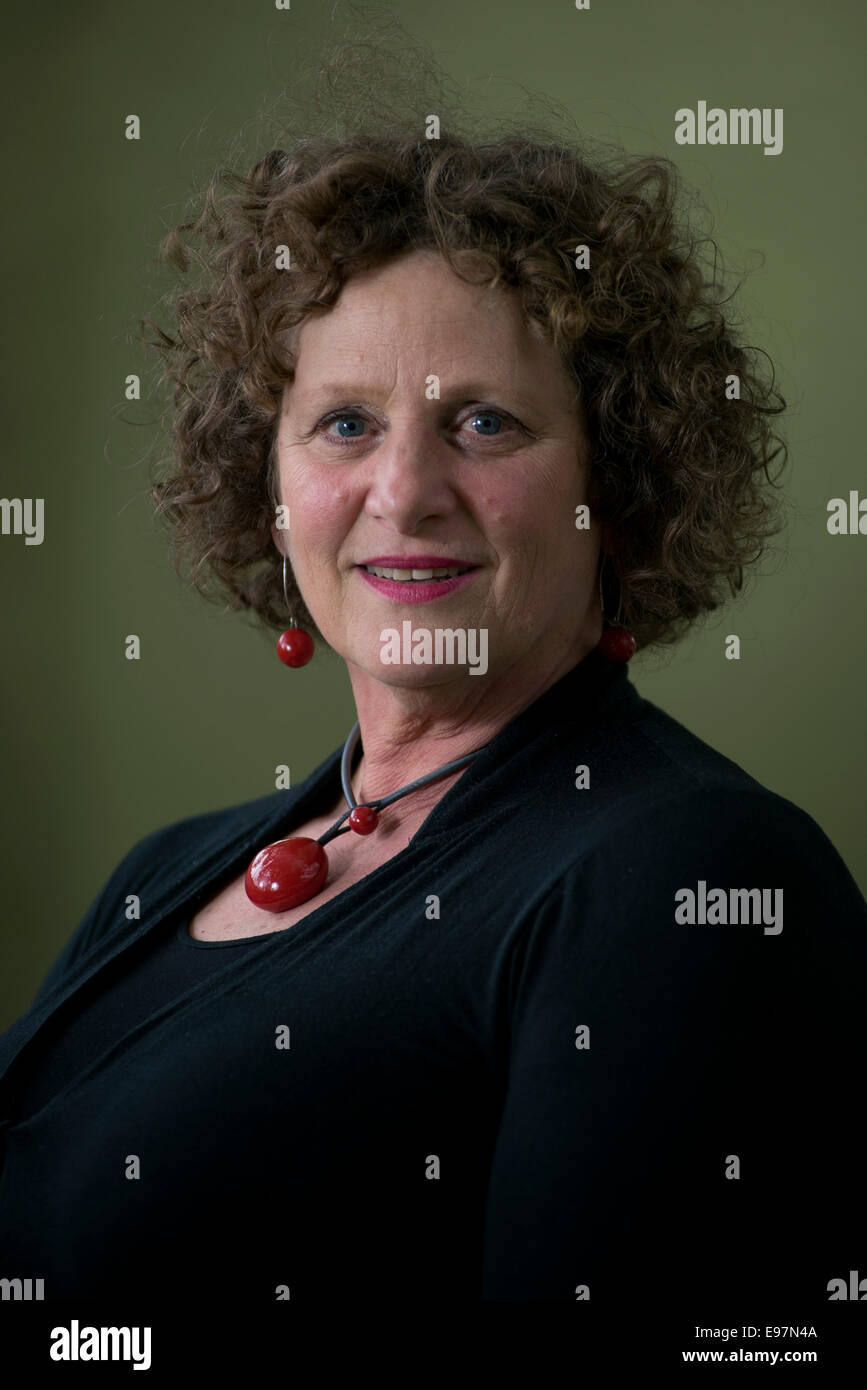 Emittente televisiva australiana, scrittore e giornalista Ramona Koval appare in Edinburgh International Book Festival. Foto Stock