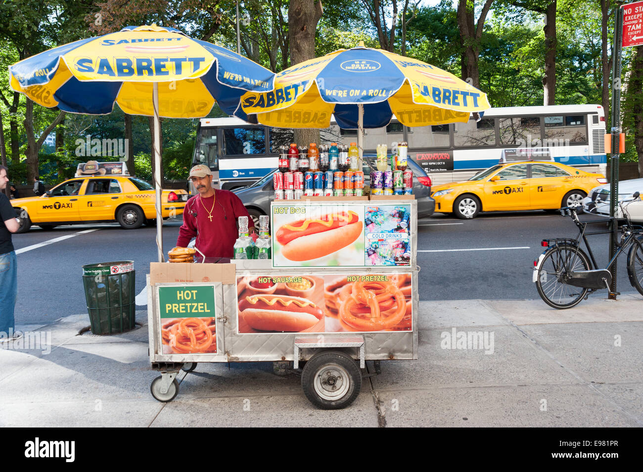 Hot Dog stand, New York City, Stati Uniti d'America Foto Stock
