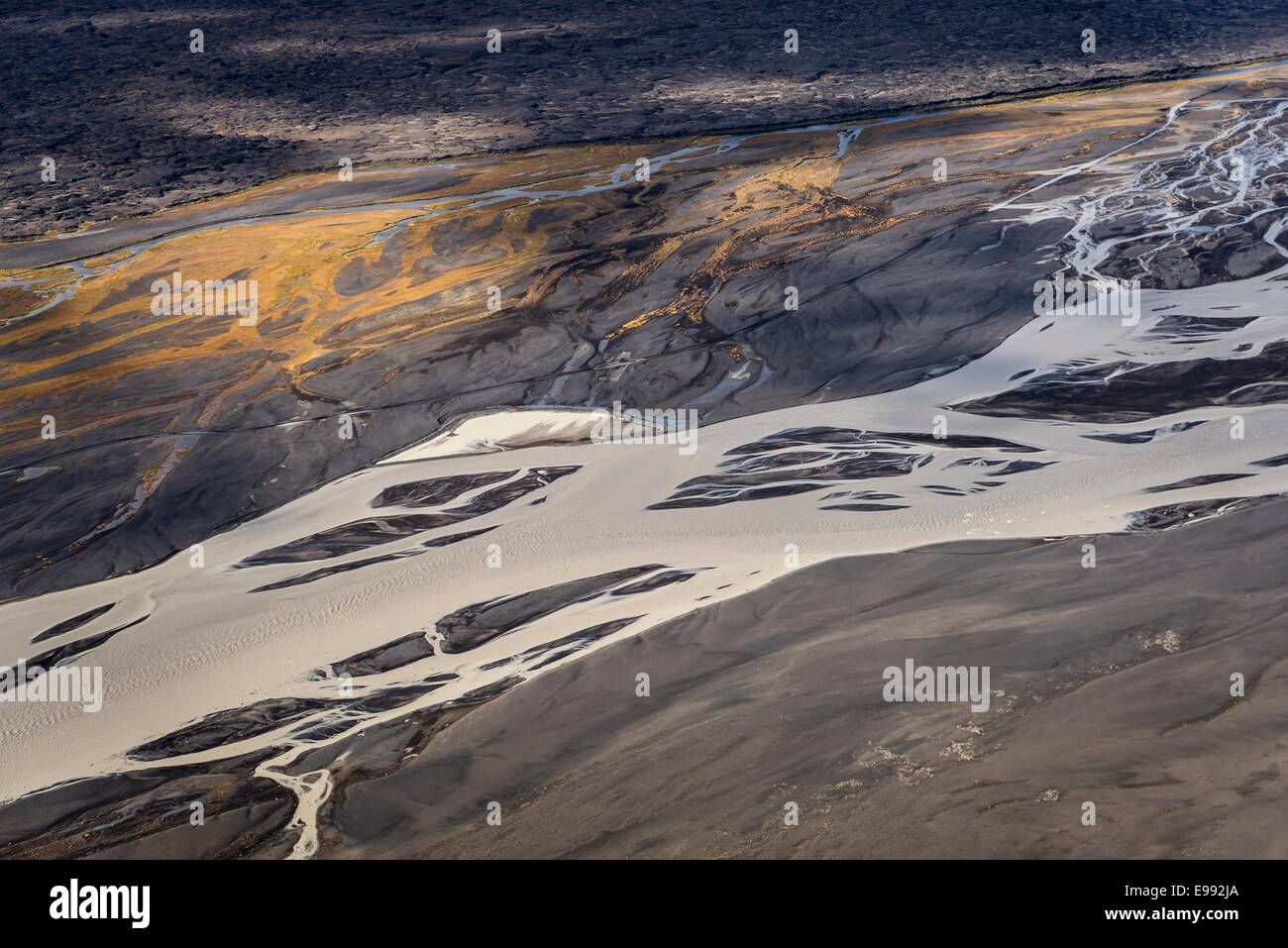 Vista aerea- Jokulsa a Fjollum un ghiacciaio river, Krepputunga, a nord di Vatnajokull, Islanda Foto Stock