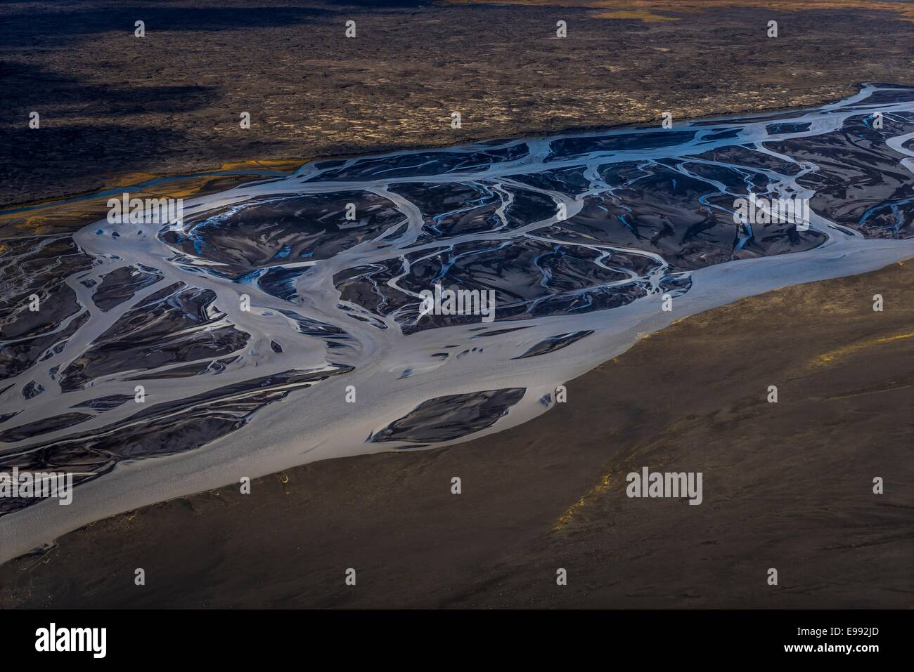 Vista aerea- Jokulsa a Fjollum un ghiacciaio river, Krepputunga, a nord di Vatnajokull, Islanda. Foto Stock