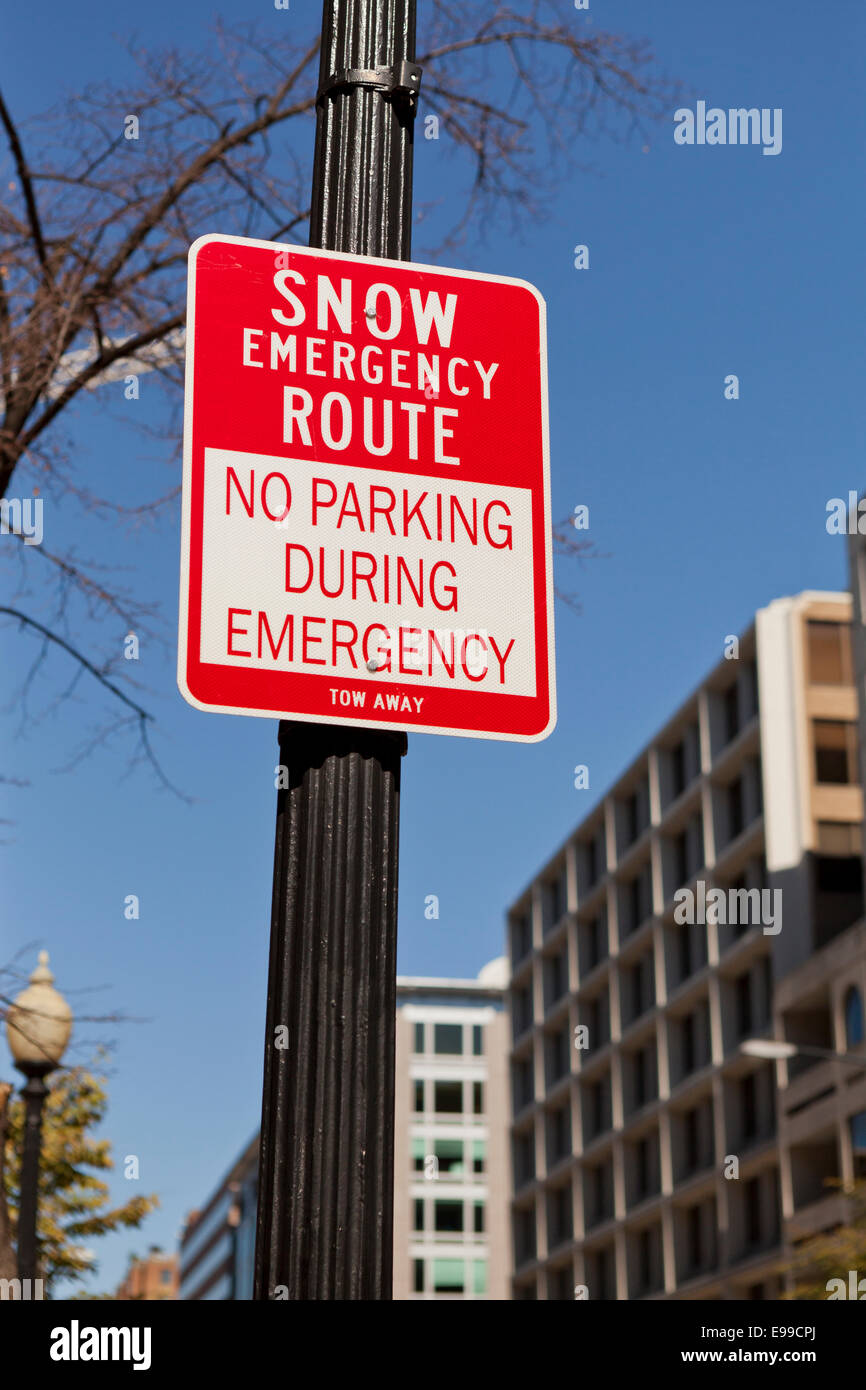 Neve percorso di emergenza segno - Washington DC, Stati Uniti d'America Foto Stock