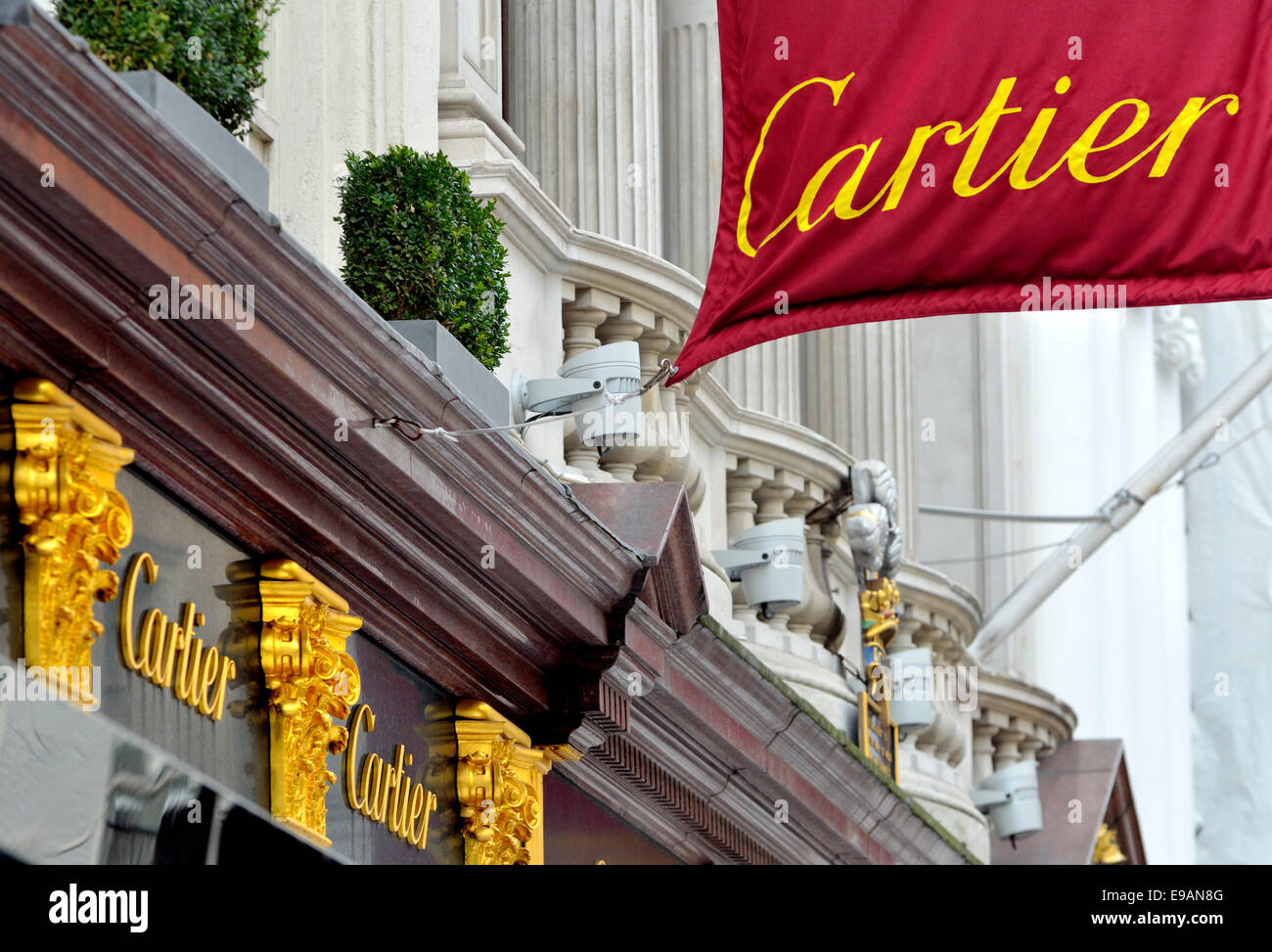 Londra, Inghilterra, Regno Unito. Negozio di Cartier in Bond Street Foto Stock