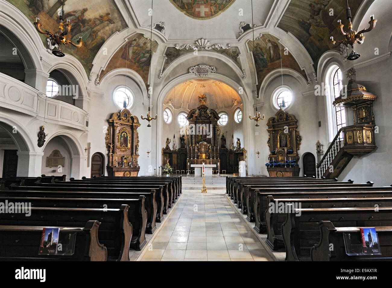 Chiesa Parrocchiale di San Silvestro, Schwabing Monaco di Baviera, Baviera, Baviera, Germania Foto Stock