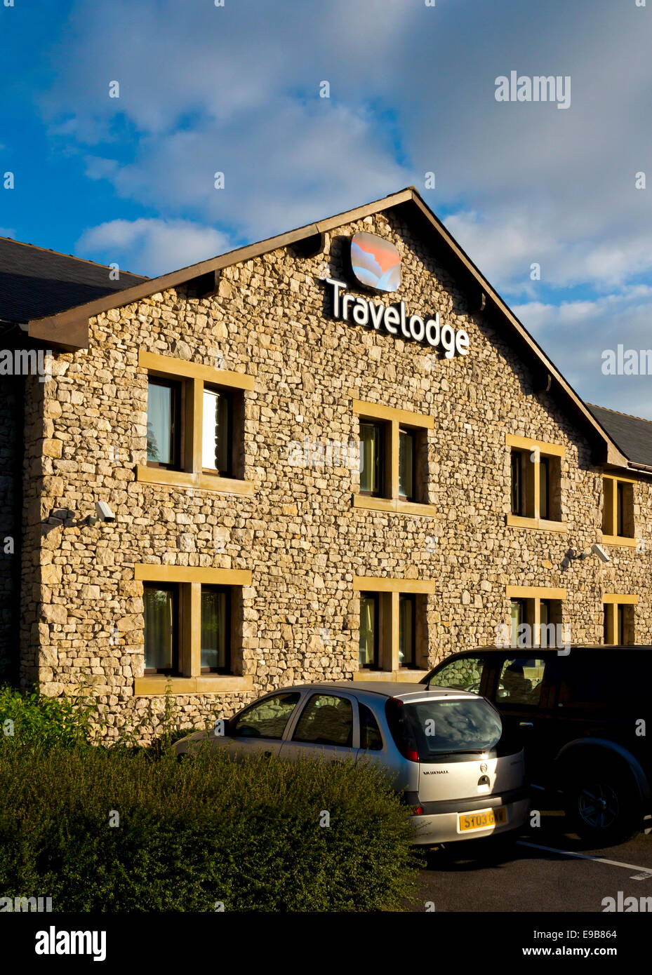 Travelodge Hotel nelle vicinanze Kendal Cumbria Lake District UK parte di una catena di hotel economici si trovano in tutta la Gran Bretagna Foto Stock