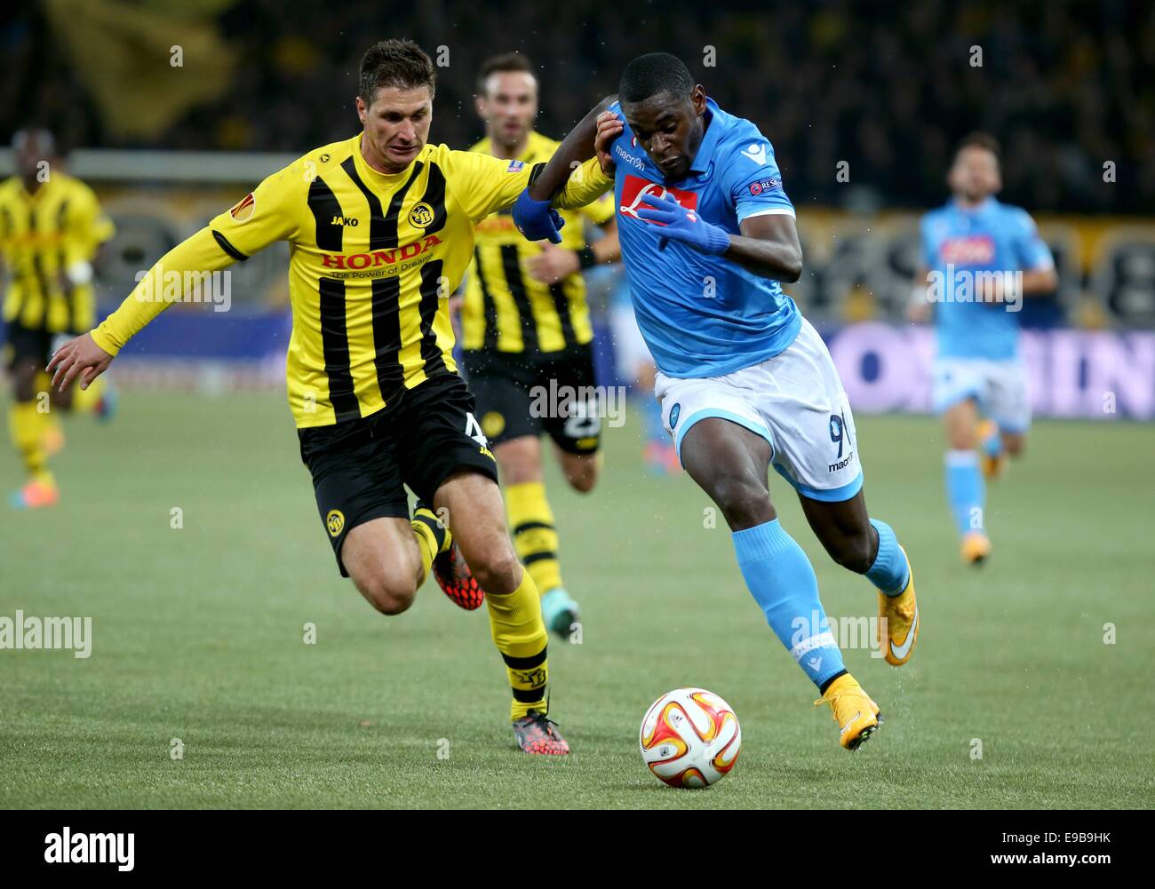 Lugano, Svizzera. 27 ottobre 2021. Lugano, Svizzera, 27.10.21 Fabian Rieder  (#32 Young Boys) segna il gol 2-1 da un calcio libero. Durante il round  della Coppa Svizzera di 16 partite tra FC