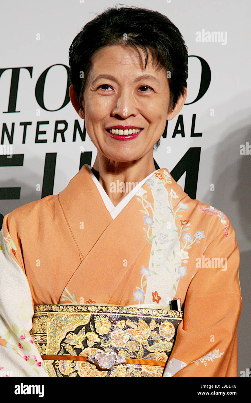Tokyo, Giappone. 23 ott 2014. La principessa Hisako Takamado, Ott 23 2014 : Tokyo, Giappone: la principessa Takamado del Giappone pone per le telecamere al ventisettesimo Tokyo International Film Festival, manifestazione di apertura tappeto rosso al Roppongi Hills Arena a Tokyo in Giappone, 23 ottobre 2014. Il Festival del Film verranno eseguiti attraverso fino a venerdì 31. Credito: Rodrigo Reyes Marin/AFLO/Alamy Live News Foto Stock