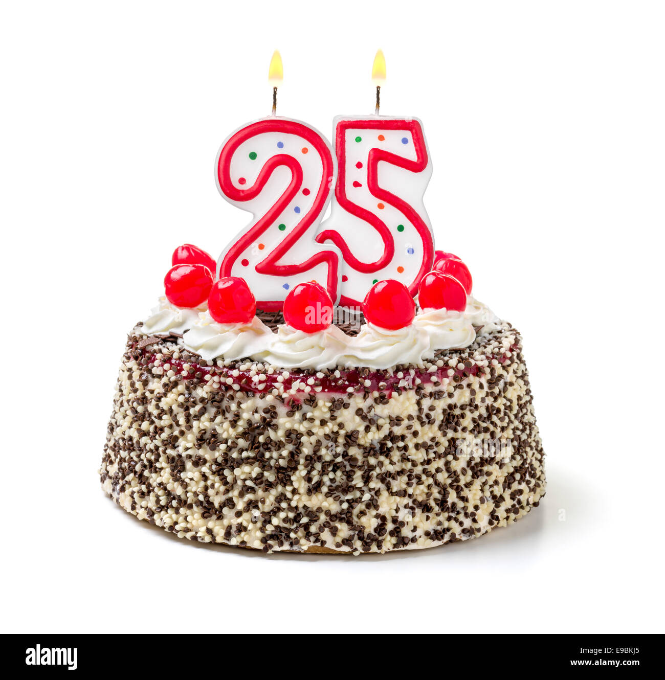 Torta di compleanno con candela che brucia il numero 25 Foto Stock