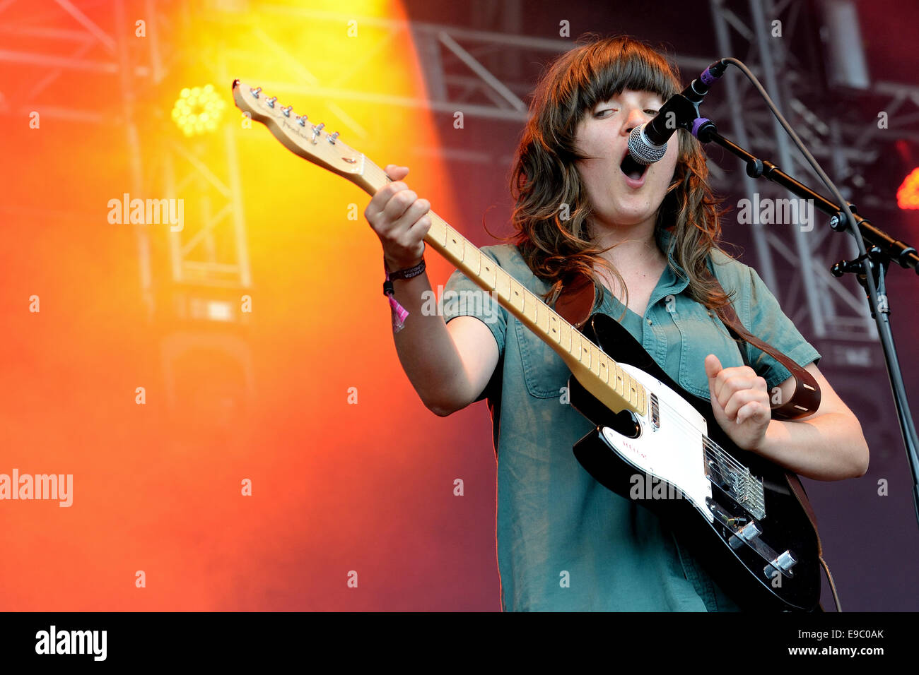 Barcellona - 29 Maggio: Courtney Barnet (cantante e chitarrista) in concerto presso Heineken Primavera Sound Festival 2014. Foto Stock