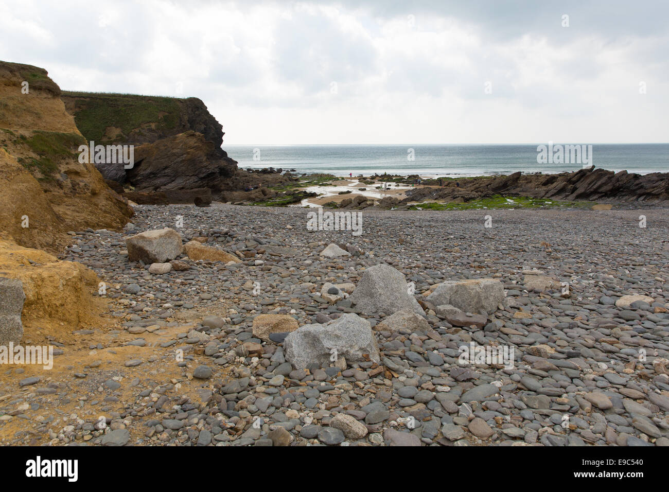 Spiaggia di Gunwalloe Cornwall Inghilterra REGNO UNITO sulla penisola di Lizard a sud di Helston e tra Porthleven e Mullion Nuvoloso Giorno Foto Stock