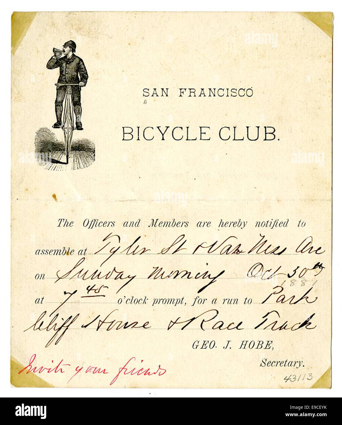 Un annuncio storico per un evento di club di biciclette a San Francisco, che invita i partecipanti a partecipare a una corsa alla Cliff House. Questa immagine mette in risalto la cultura ciclistica e le attività sociali della città. Foto Stock