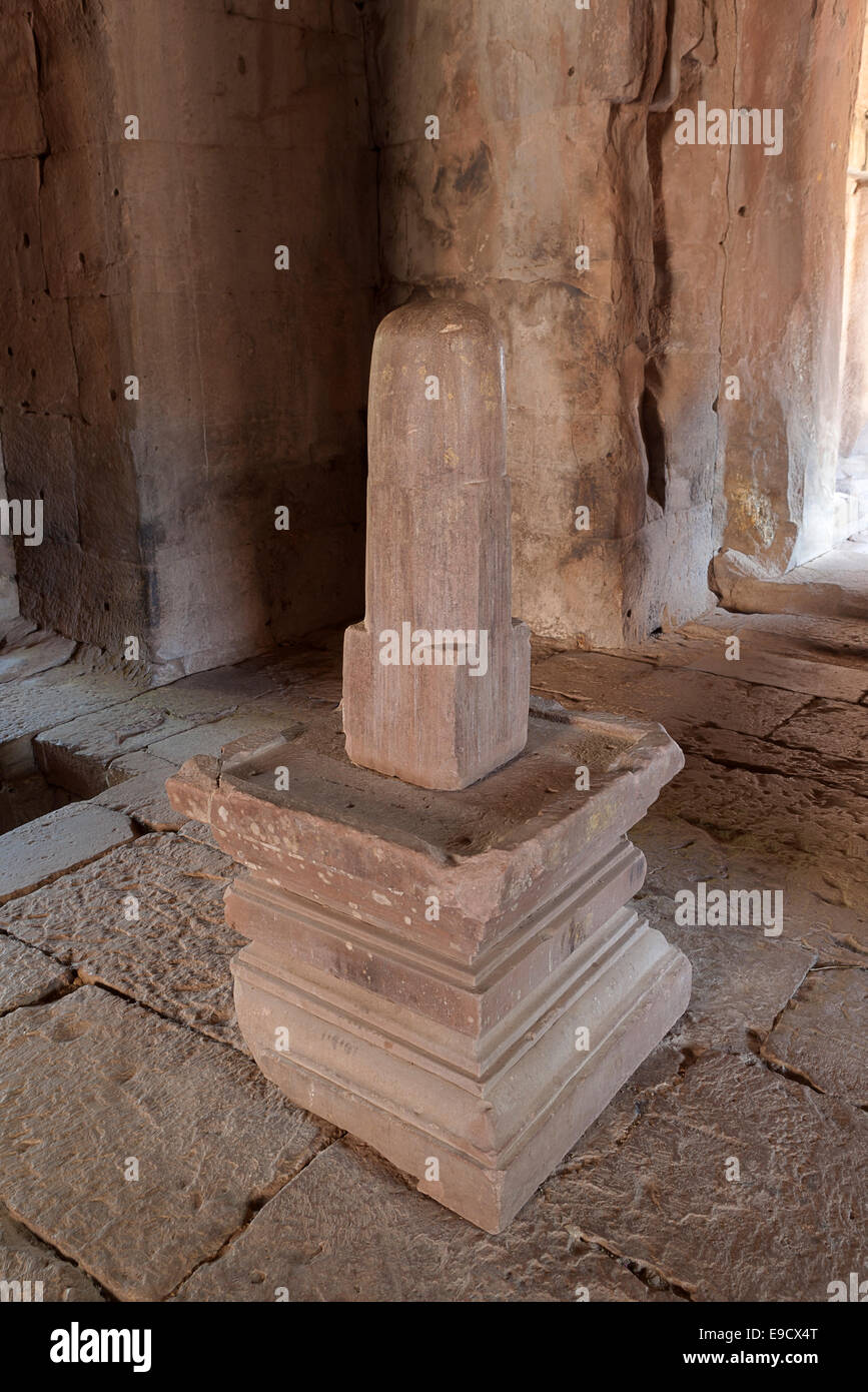 Shiva lingam nella torre principale di Prasat Hin di Phnom Rung tempio, Thailandia Foto Stock