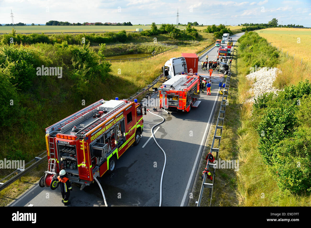 Incidente nel traffico , Audi A3, carrello , collisione frontale, FTO , SS ST 2580 In Oberneuching , Erding , Markt Schwaben , Baviera , Foto Stock