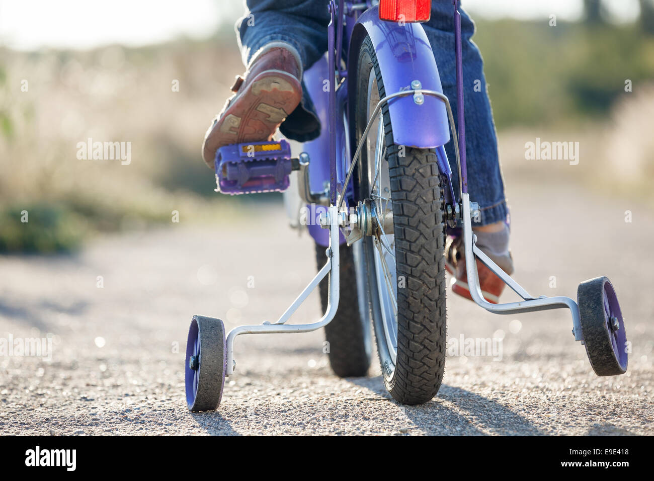 Kids bike con ruote di formazione closeup Foto Stock