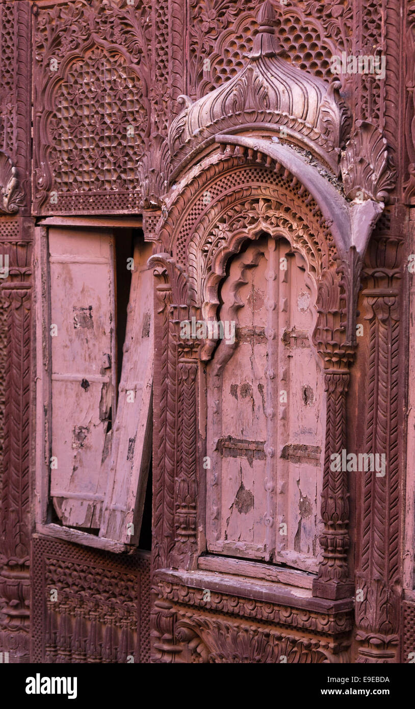 Le finestre chiuse in Mehrangarh, Jodhpur, Rajasthan, India Foto Stock