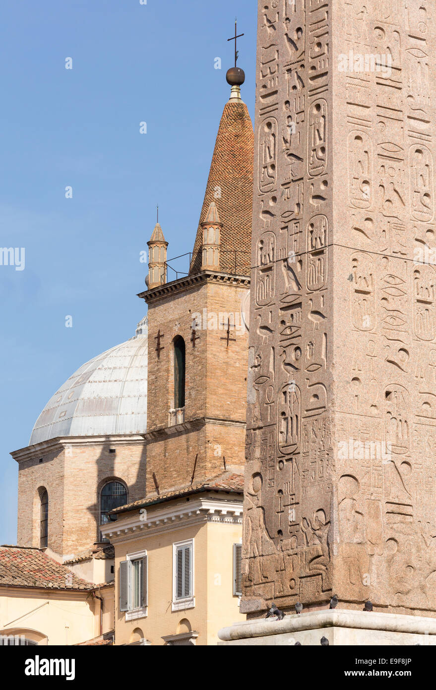 Obelisco Egiziano in Piazza del Popolo a Roma Foto Stock