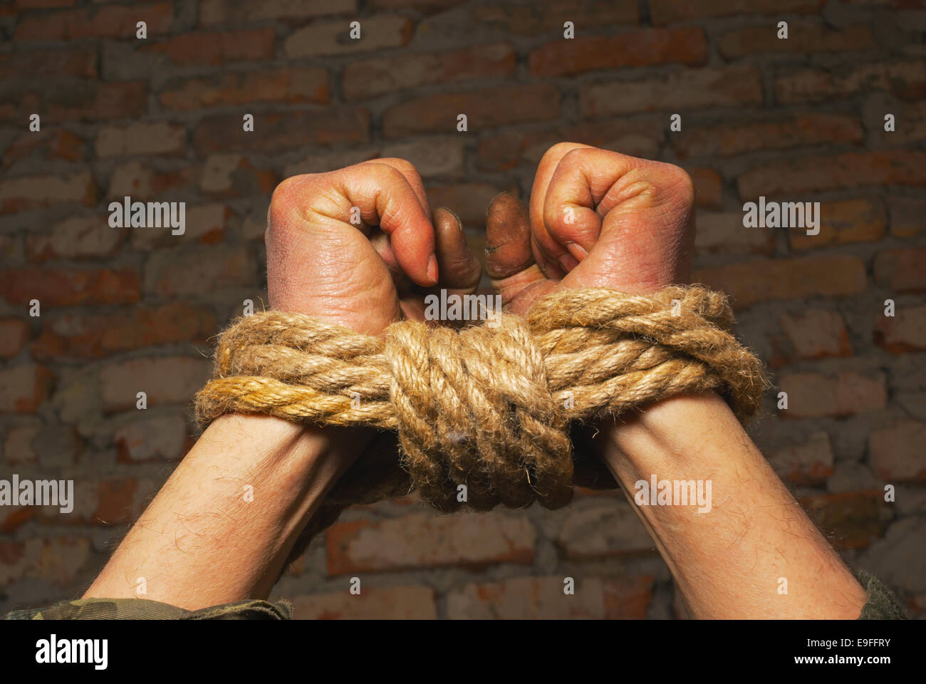 Hands Tied Up With Rope Immagini E Fotos Stock Alamy Hands Tied Up With Rope Immagini E Fotos Stock Alamy
