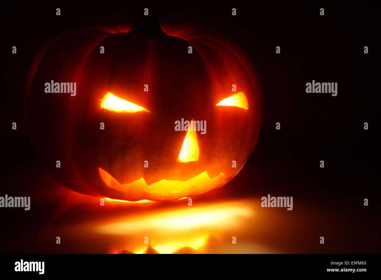 Zucca di Halloween (Jack-o-lantern) Foto Stock
