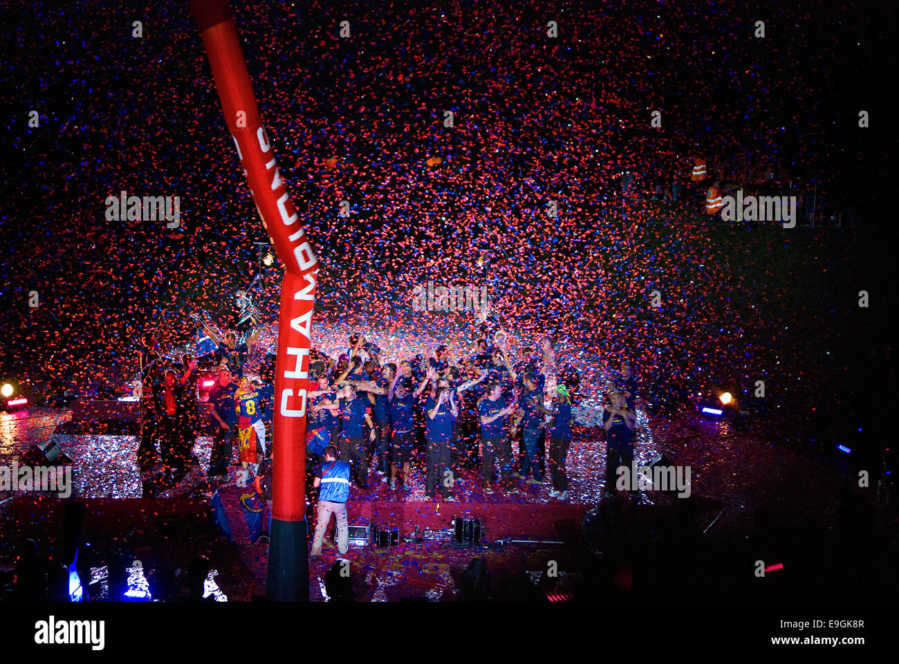 Barcellona - 28 Maggio: F.C Barcelona football team festeggia allo stadio Camp Nou i titoli consecuation del campionato spagnolo. Foto Stock