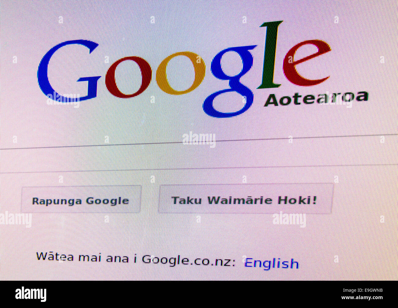 Google in lingua Maori: Google Aotearoa. Google nella tua lingua iniziativa. Il logo, la casella di ricerca sulla schermata monitor Nuova Zelanda. Foto Stock