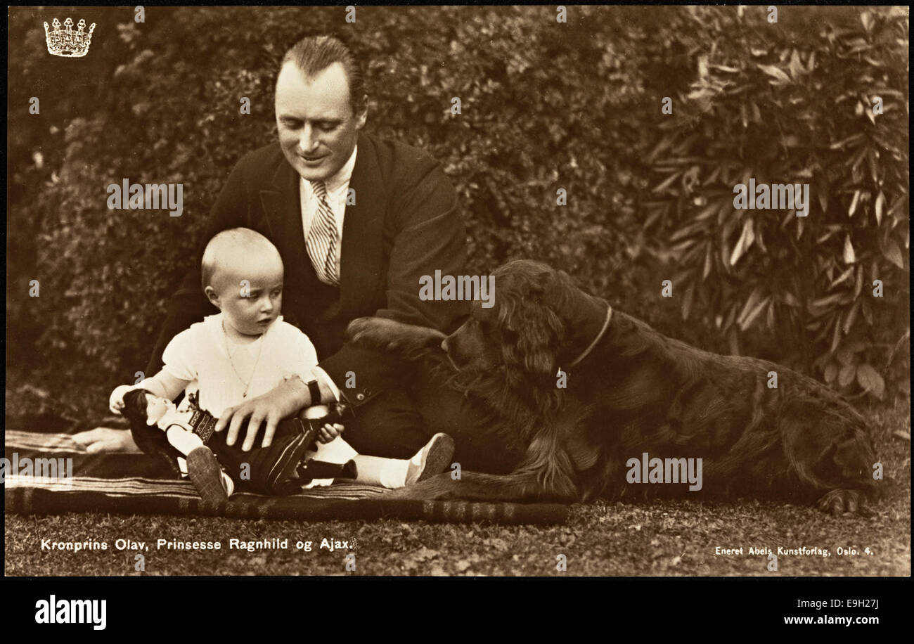 Kronprins Olav, Prinsesse Ragnhild og Ajax, 1931 Foto Stock