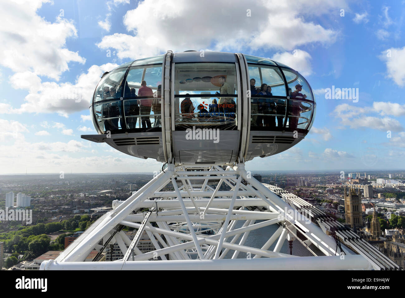 Capsule del London Eye o Millennium ruota, ruota panoramica Ferris, London, Greater London, England, Regno Unito Foto Stock