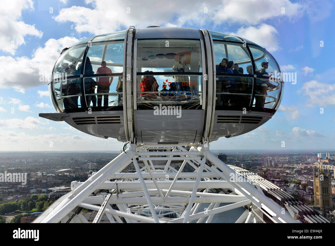 Capsule del London Eye o Millennium ruota, ruota panoramica Ferris, London, Greater London, England, Regno Unito Foto Stock