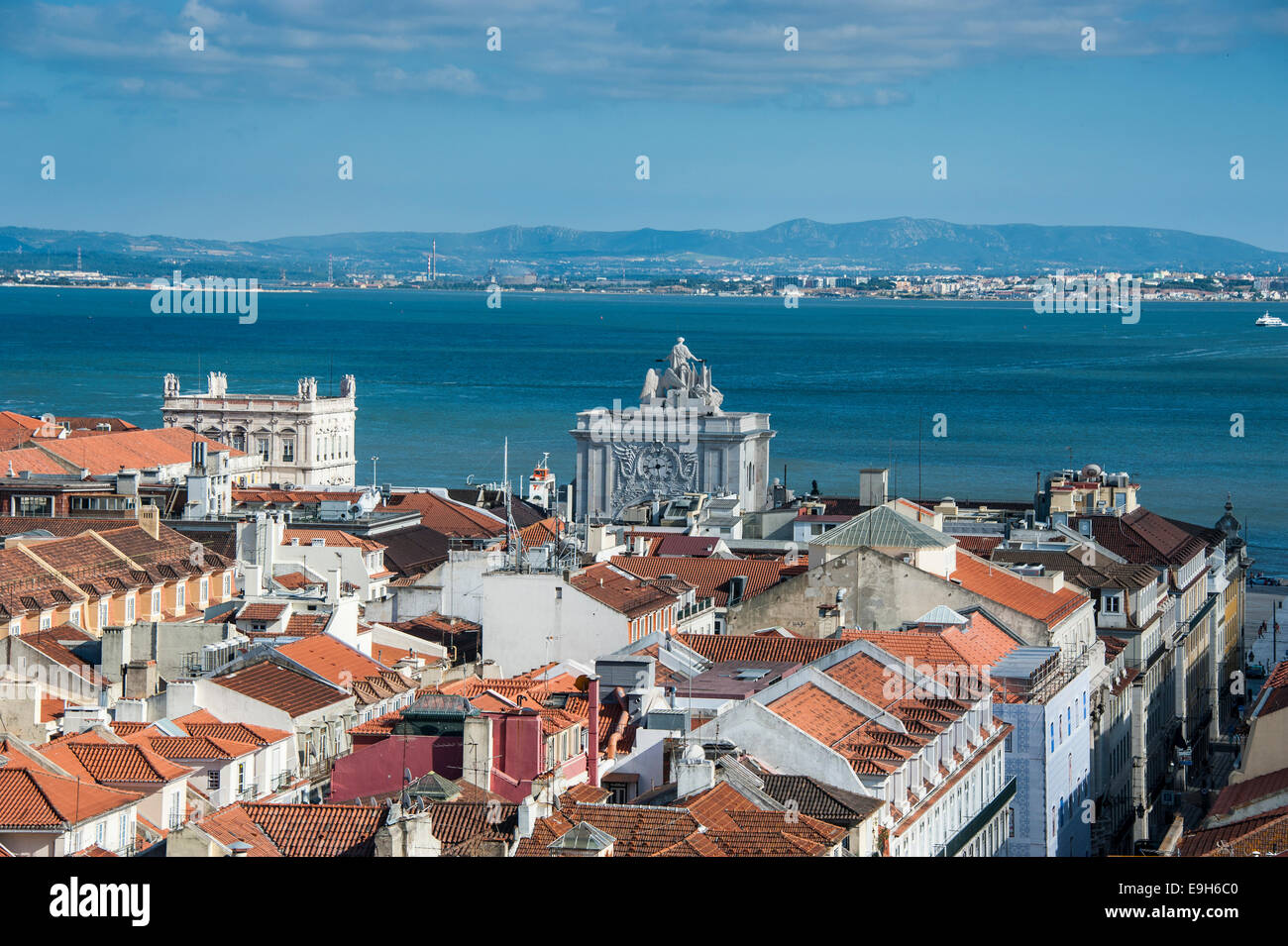 Vista panoramica su Lisbona, Lisbona, distretto di Lisbona, Portogallo Foto Stock
