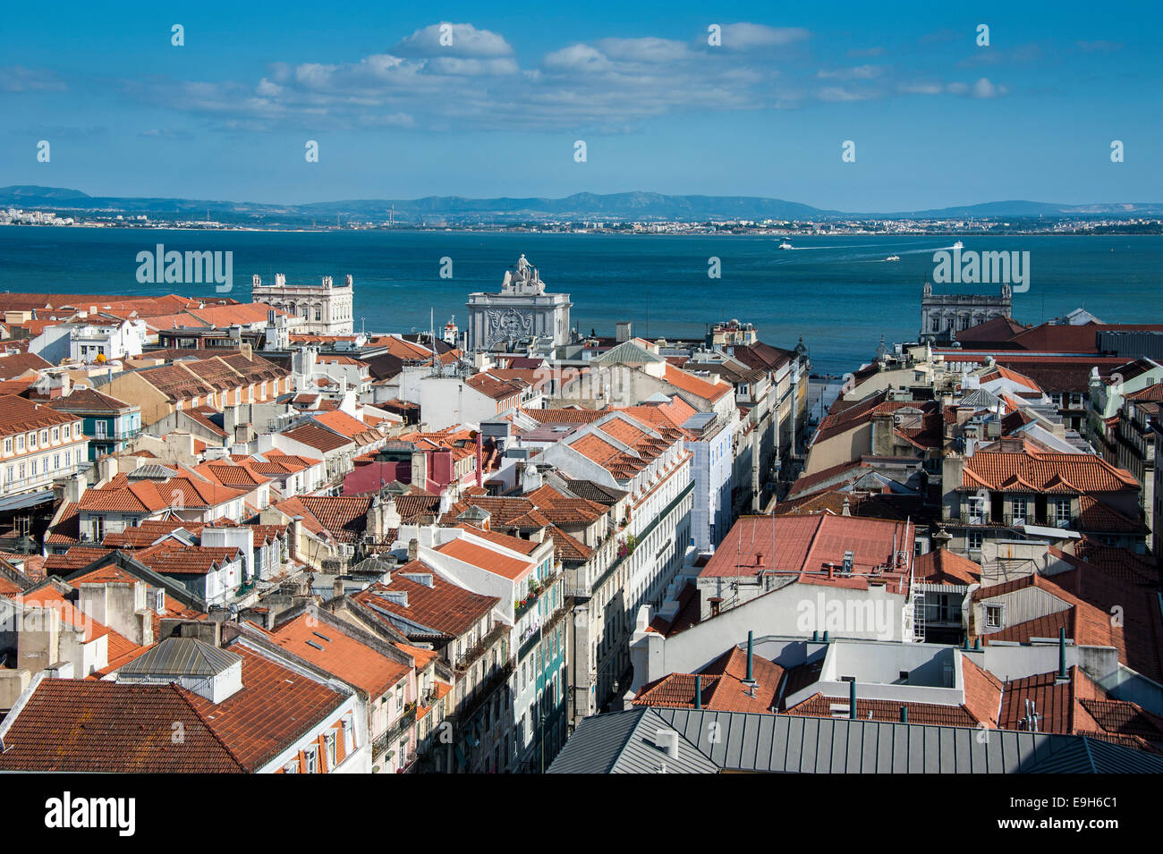 Vista panoramica su Lisbona, Lisbona, distretto di Lisbona, Portogallo Foto Stock