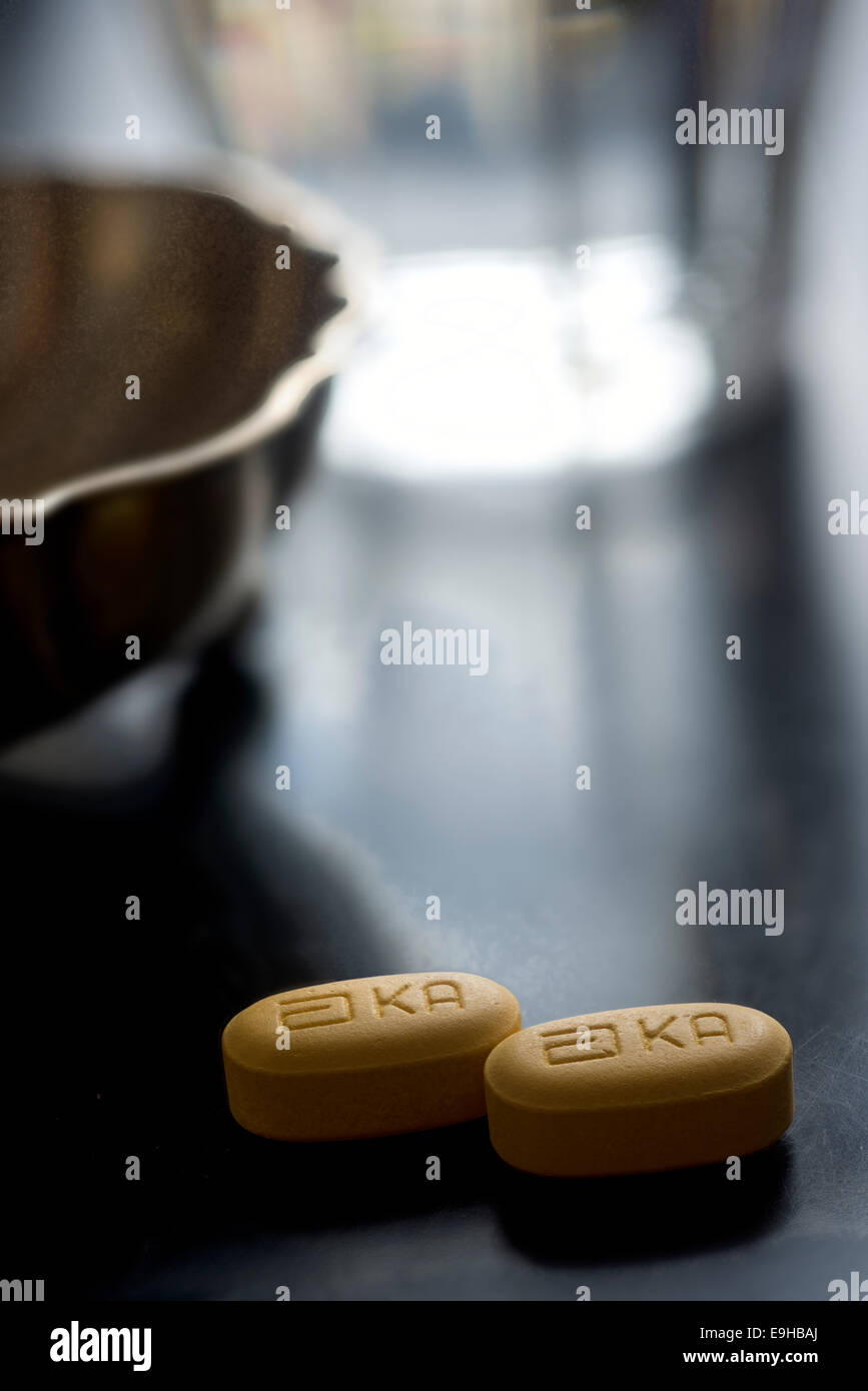 Compresse, Kaletra, anti-AIDS farmaco, HIV inibitore della proteasi Foto Stock