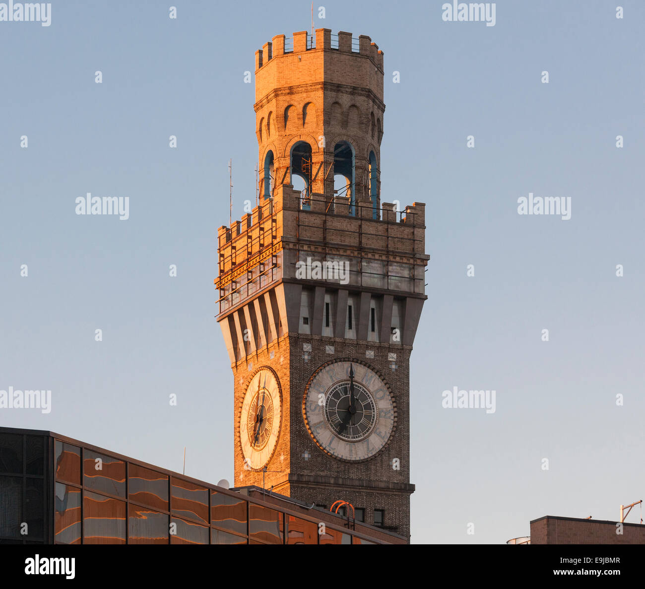 Baltimore Bromo Seltzer Torre. Storico Bromo-Seltzer Emerson Tower al tramonto. Baltimore, Maryland. Foto Stock