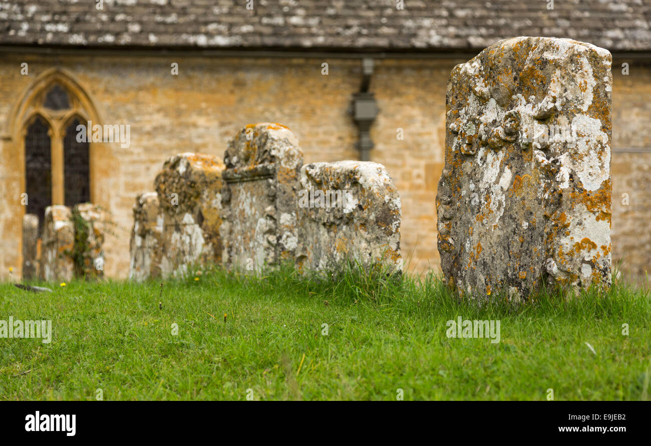 Vecchia Chiesa di Cotswold Distretto di Inghilterra Foto Stock