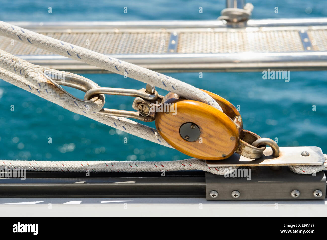Close-up della barca il blocco e il paranco Foto Stock