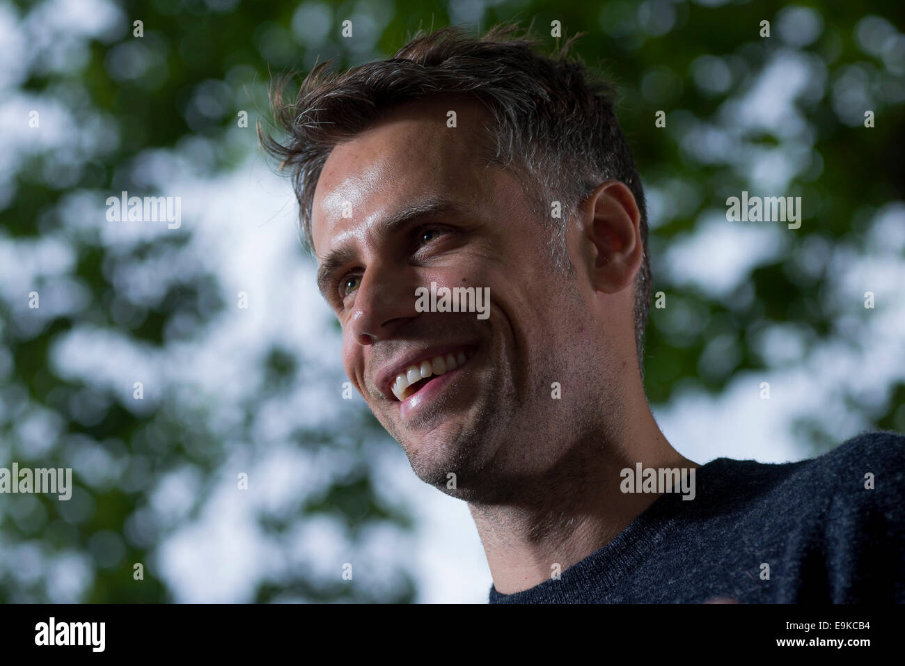 La televisione britannica e radio presenter Richard Bacon appare in Edinburgh International Book Festival. Foto Stock