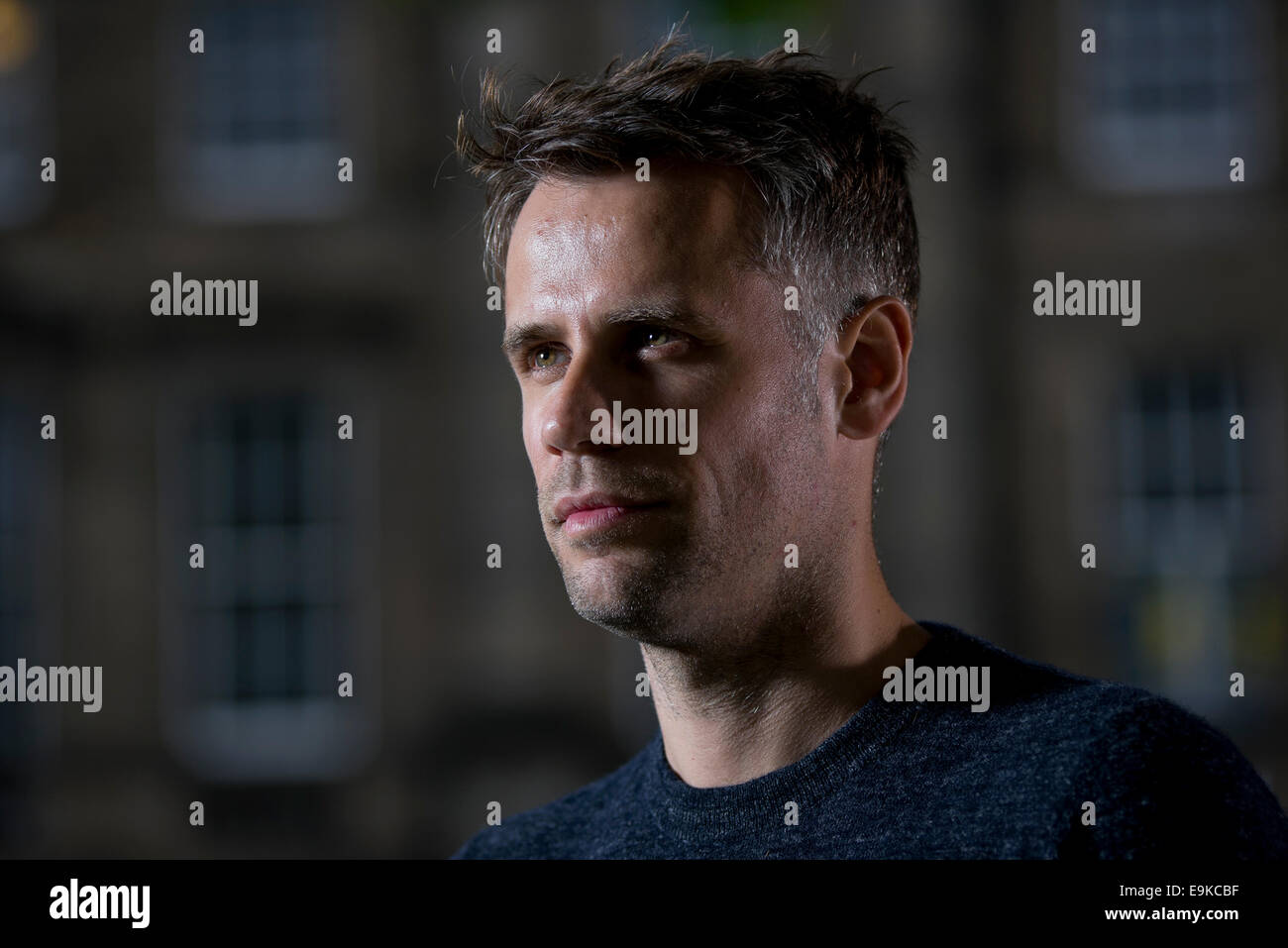 La televisione britannica e radio presenter Richard Bacon appare in Edinburgh International Book Festival. Foto Stock