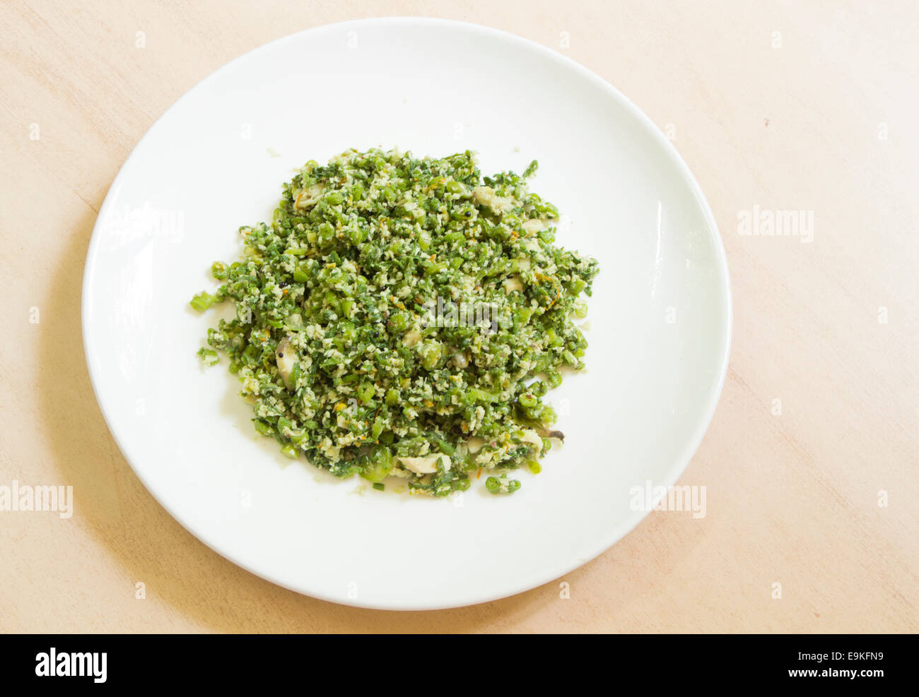 Curry preparati da foglie verde ricco di antiossidanti e flavonoidi anticancro ricchi di fibre Foto Stock