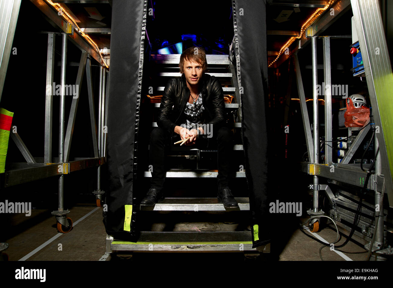 Il batterista, Dom Howard dei Muse Foto Stock