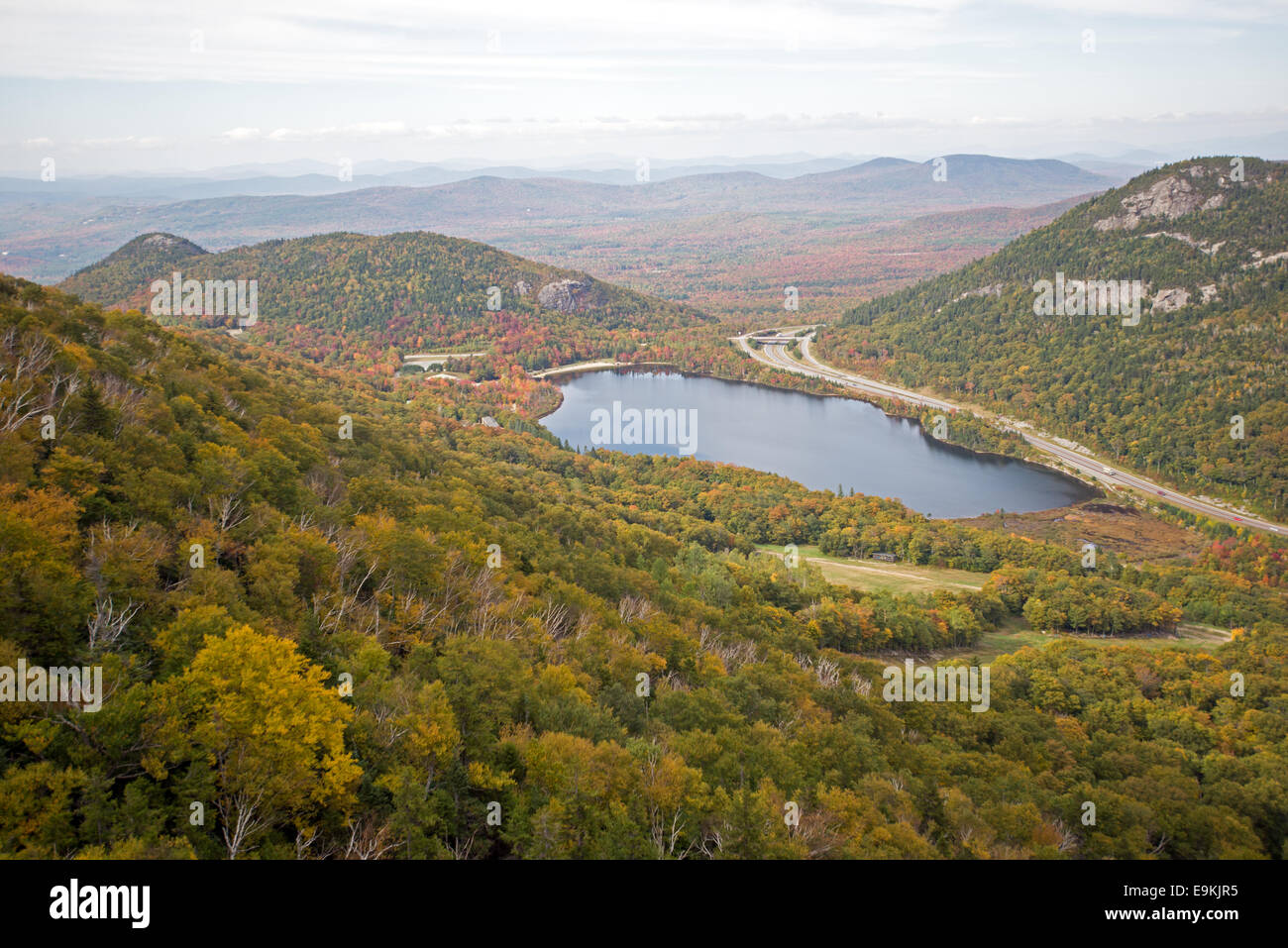 Vista aerea di Echo il lago di Monte cannone, White Mountain National Forest, New Hampshire USA Foto Stock