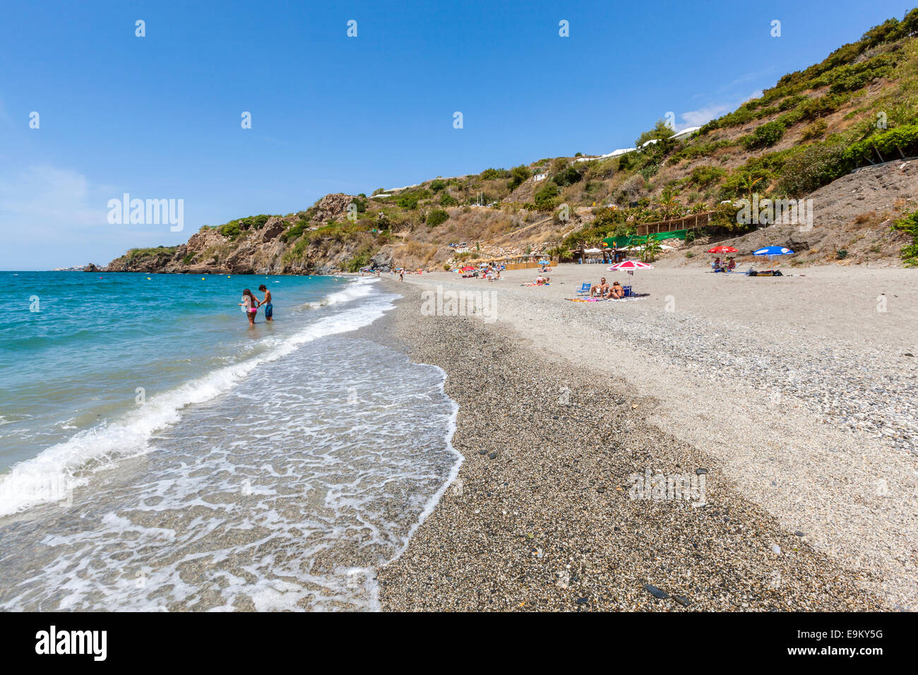 Playa de Maro, Axarquia, Costa del Sol, provincia di Malaga, Andalusia, Spagna, Europa. Foto Stock
