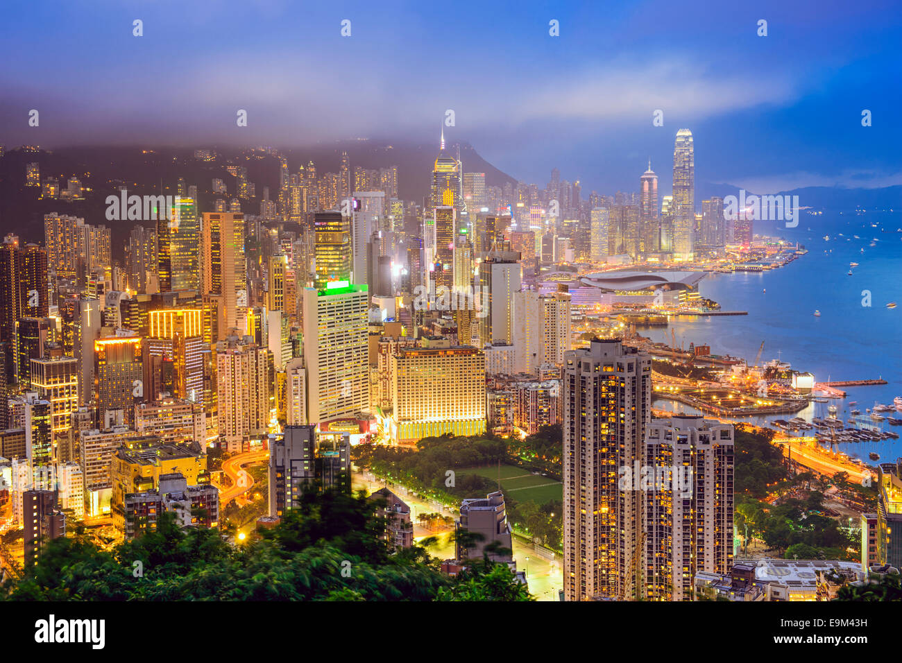 Hong Kong Cina skyline della città da Braemer Hill. Foto Stock