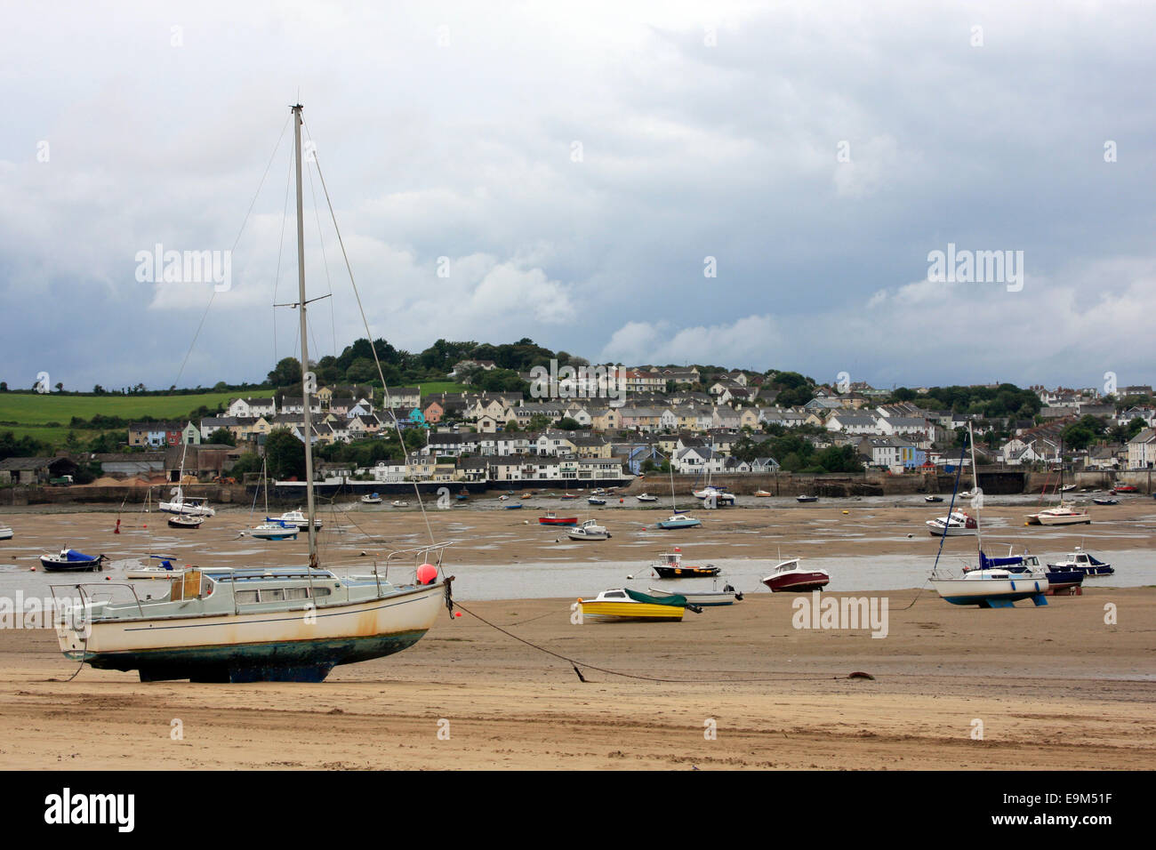 Vista da Instow attraverso a Appledore a bassa marea Foto Stock