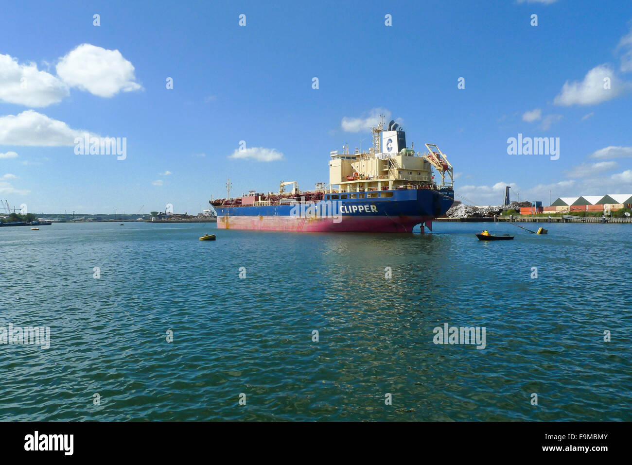 Dordrecht, Paesi Bassi - 31 agosto 2013: Clipper Mari, di prodotti chimici e petroliferi tanker ancorato nel porto di Wilhelmina Foto Stock