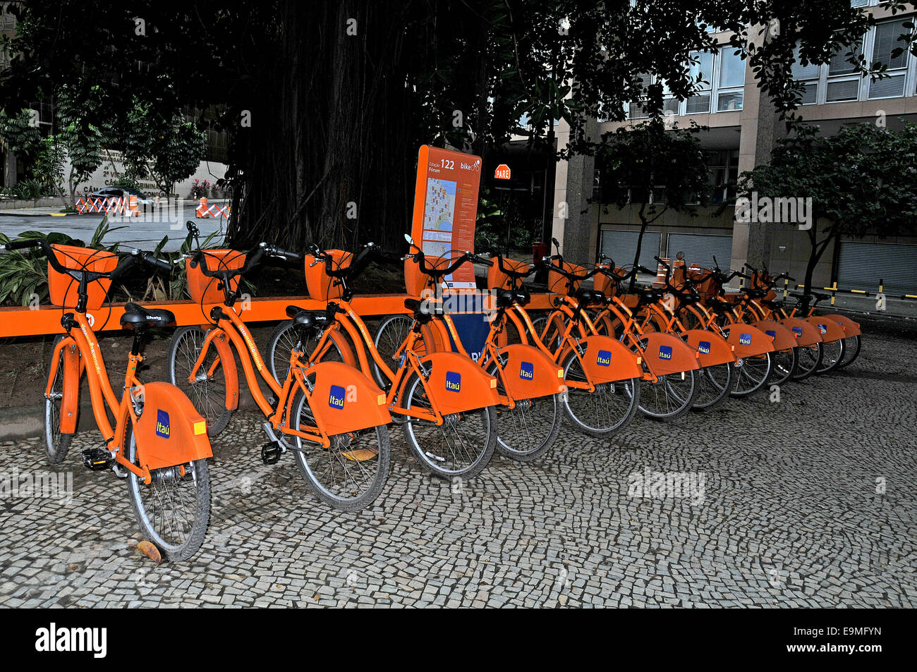 Rent-a-bici stand di Rio de Janeiro in Brasile Foto Stock
