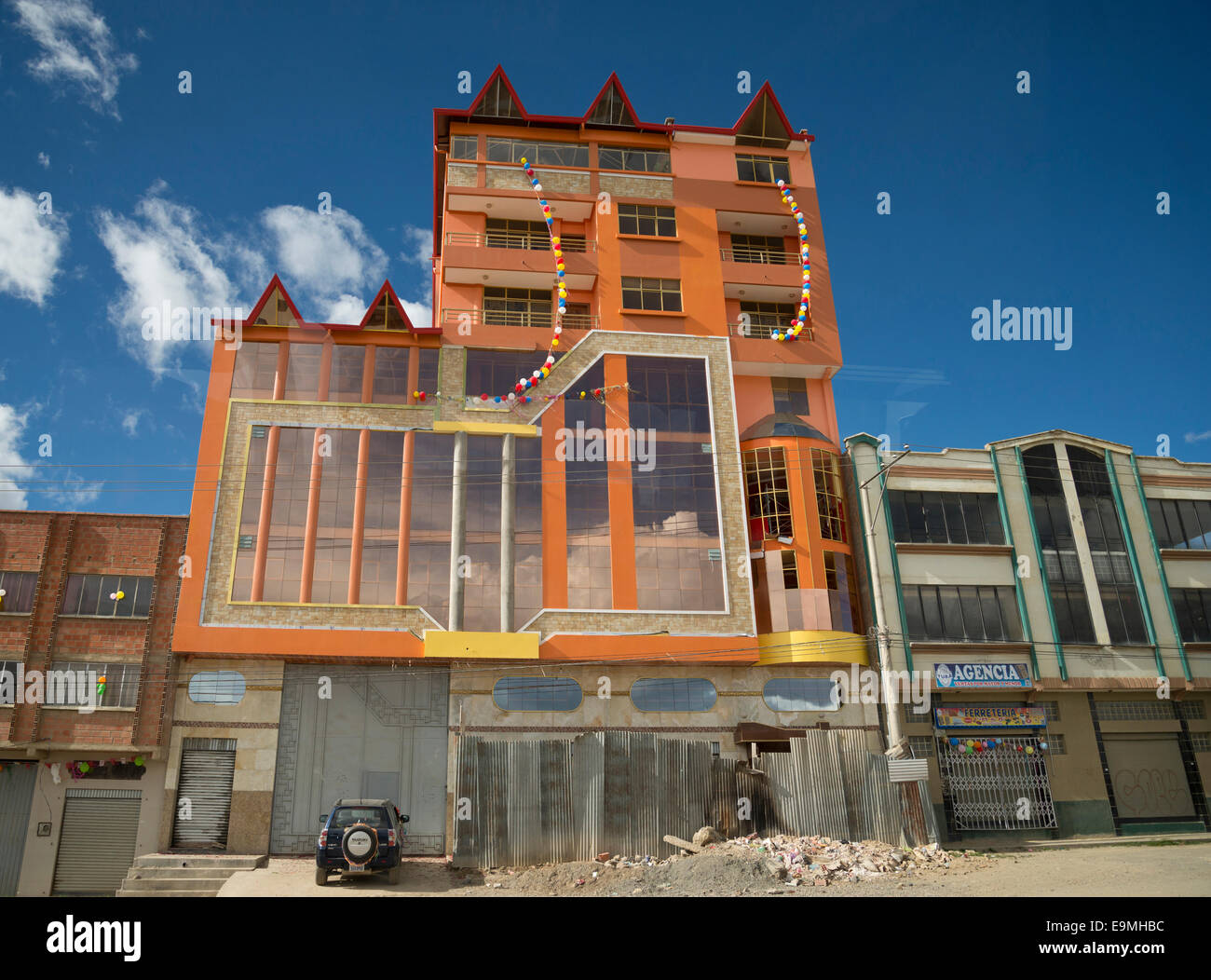 Casa di famiglia a El Alto città vicino a La Paz in Bolivia Foto Stock
