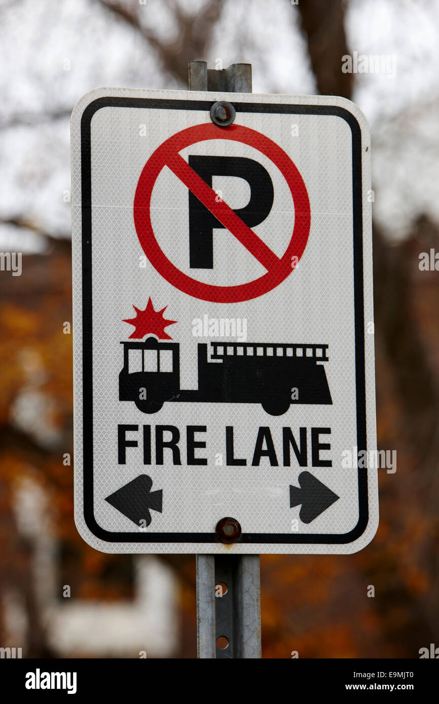 Nessun parcheggio fire lane sign in Saskatchewan in Canada Foto Stock