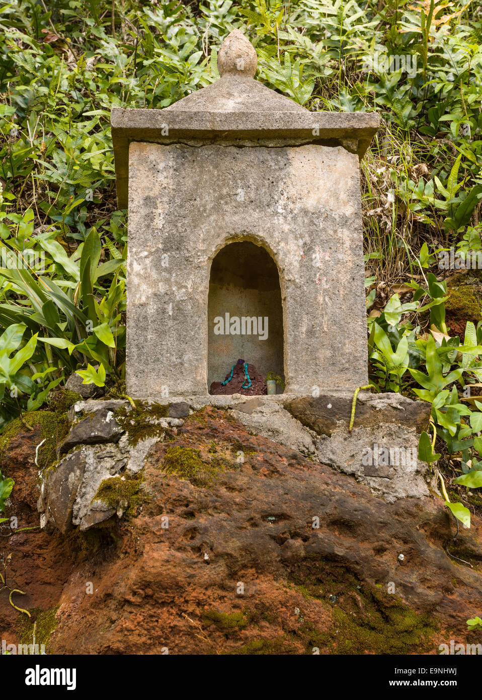 88 templi buddisti a valle Lawai Kauai Foto Stock