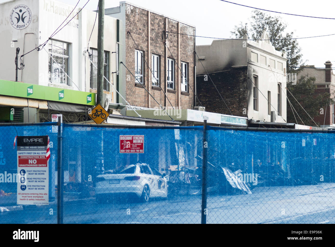 La chiusura di Darling Street, Rozelle, poco dopo il negozio di fatale esplosione che ha provocato la morte di tre persone. Foto Stock