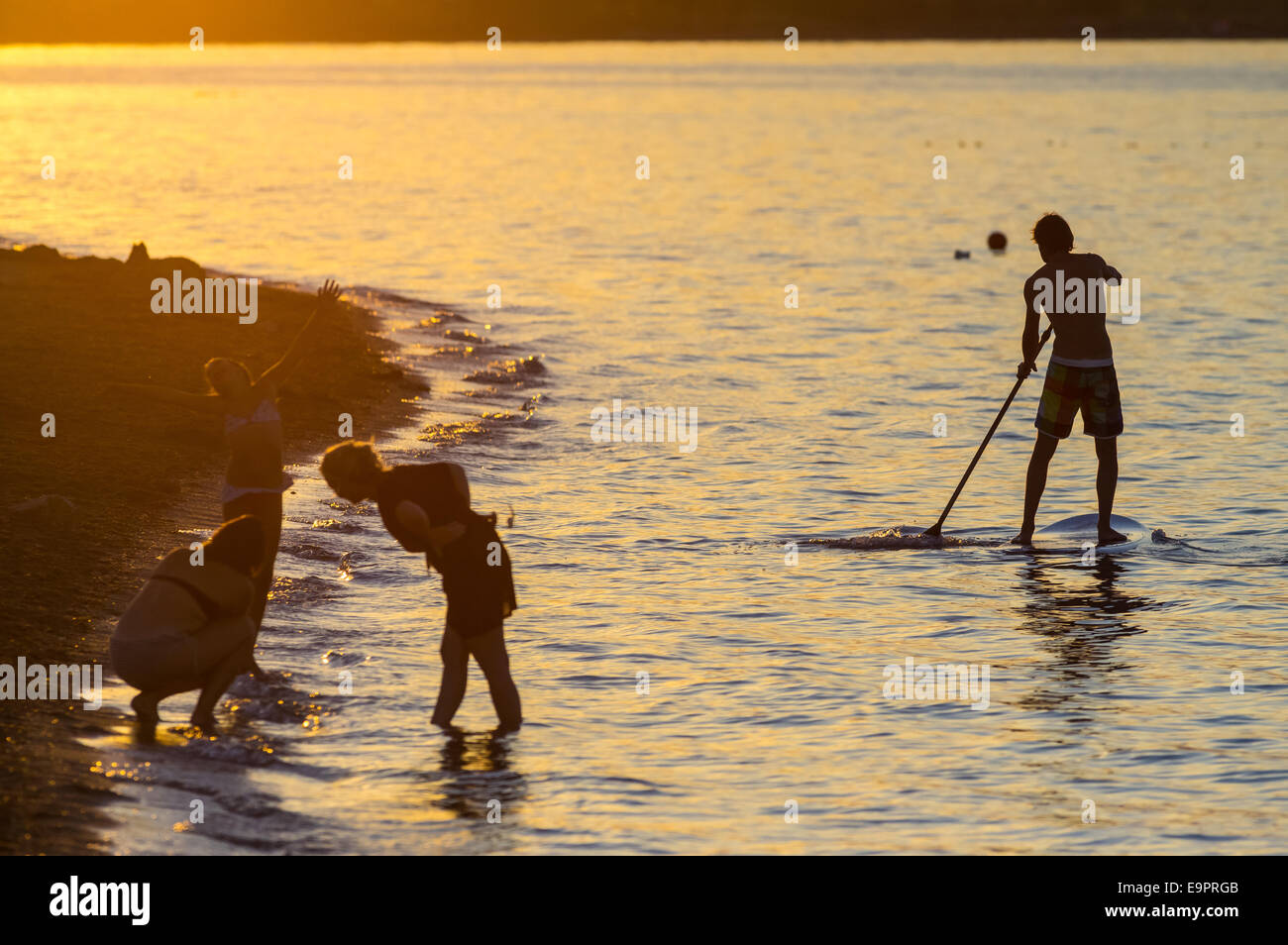 Estate sulla spiaggia vicino alla città di Nin, Croazia. Foto Stock