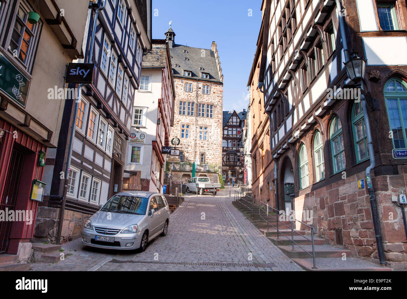 Steile Strasse, Reitgasse, storico tipiche case a graticcio, centro storico, Marburg, Hesse, Germania, Europa Foto Stock