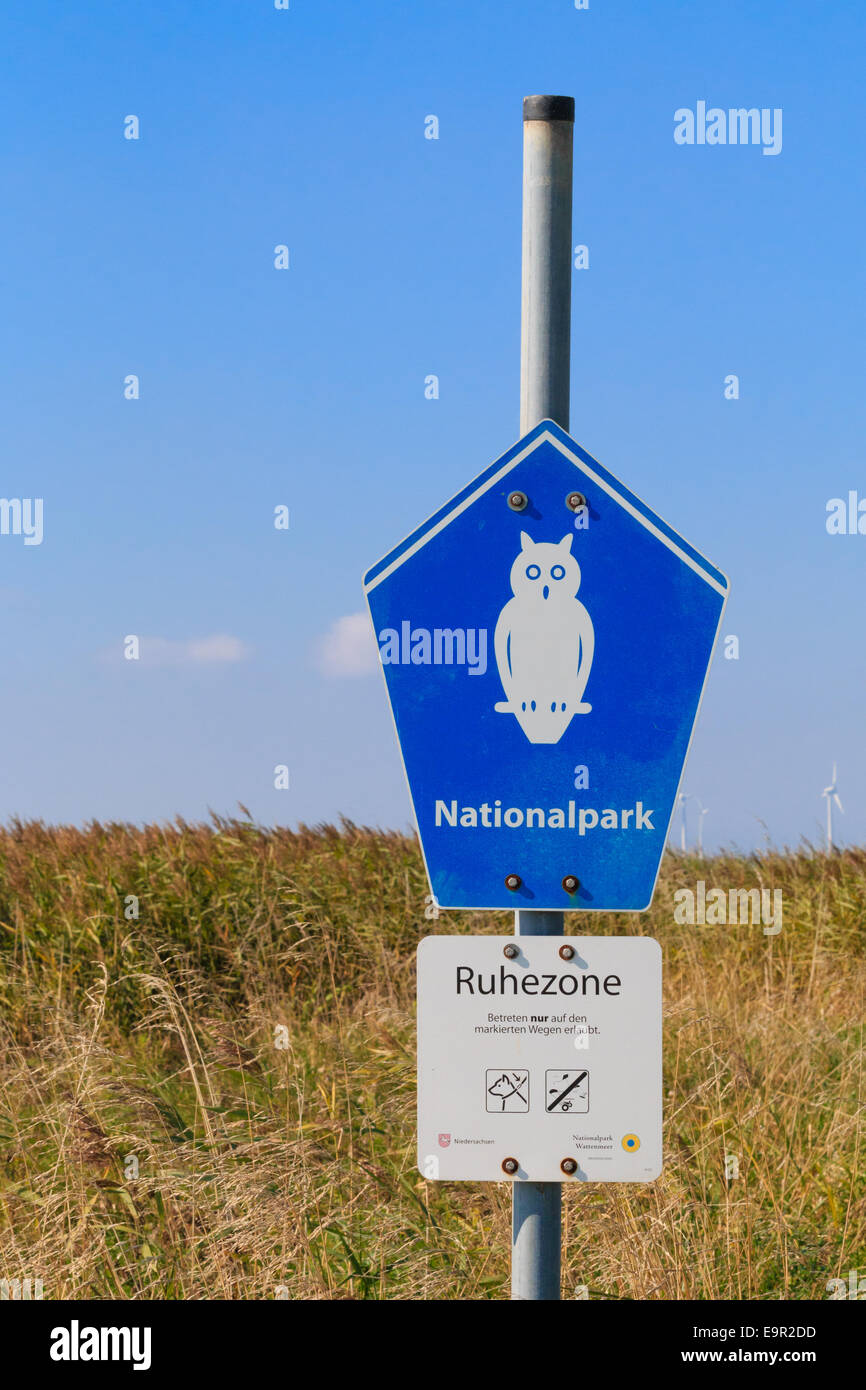 [Solo uso editoriale] segno del parco nazionale Wattenmeer nel Land della Bassa Sassonia, Germania Foto Stock