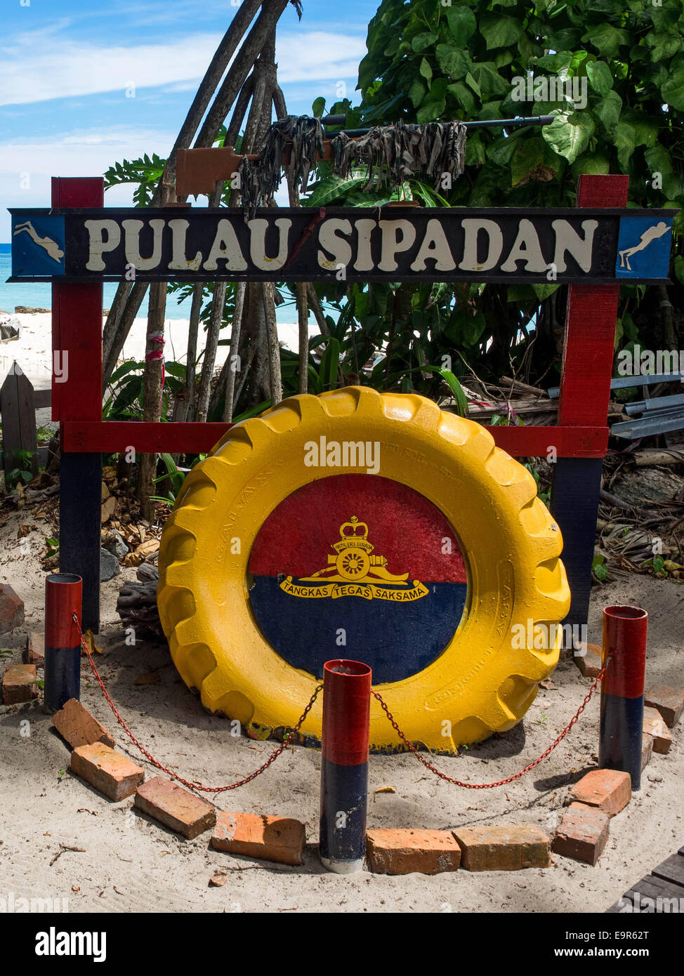 Segno a Pulau Sipadan Island a Sabah, Malesia orientale. Foto Stock